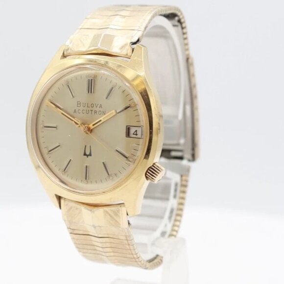 Vintage 1976 Bulova Accutron Date Men's Tuning Fork Wristwatch USA Gold Tone - Picture 1 of 5